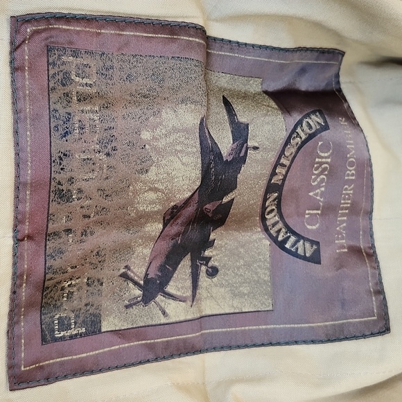 VTG PETER ENGLAND 1980's AVIATION MISSION CLASSIC LEATHER BOMBER JACKET - Picture 5 of 10